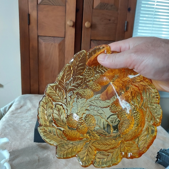 Carnival glass catch all - Picture 5 of 12